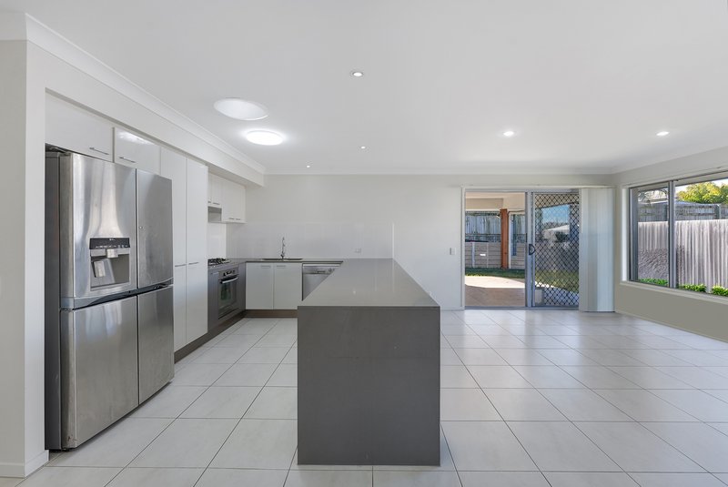 Photo - 56 Glengrove Circuit, Mango Hill QLD 4509 - Image 3