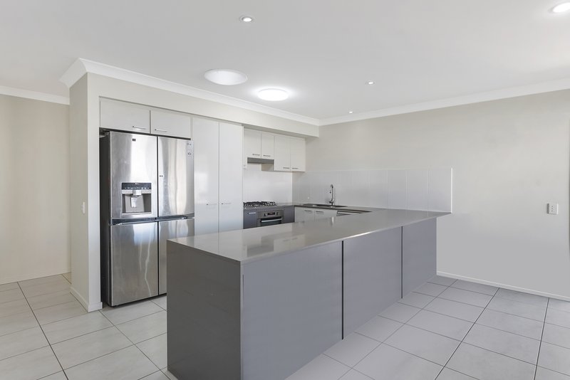 Photo - 56 Glengrove Circuit, Mango Hill QLD 4509 - Image 4