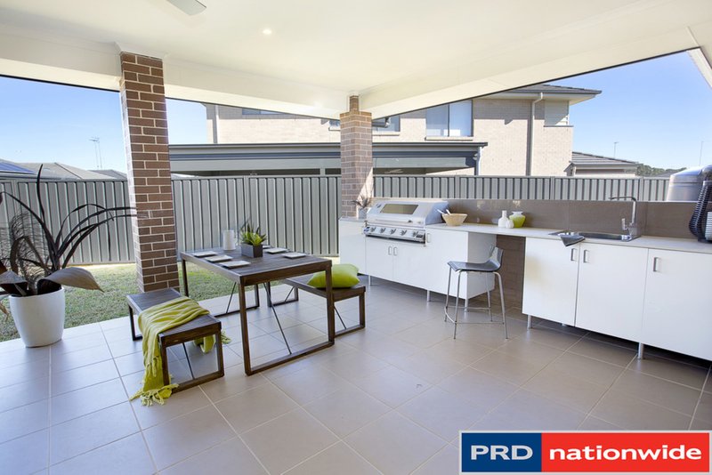 Photo - 56 Glenmore Ridge Drive, Glenmore Park NSW 2745 - Image 13