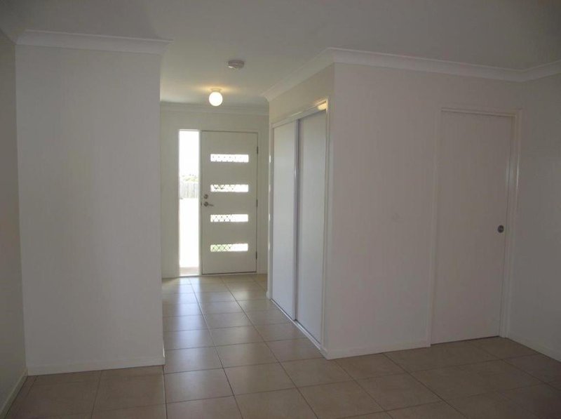 Photo - 56 Gosden Drive, Dalby QLD 4405 - Image 6