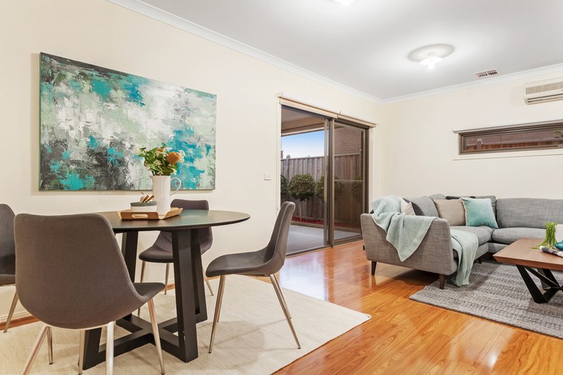 Photo - 56 Greenvale Gardens Boulevard, Greenvale VIC 3059 - Image 6