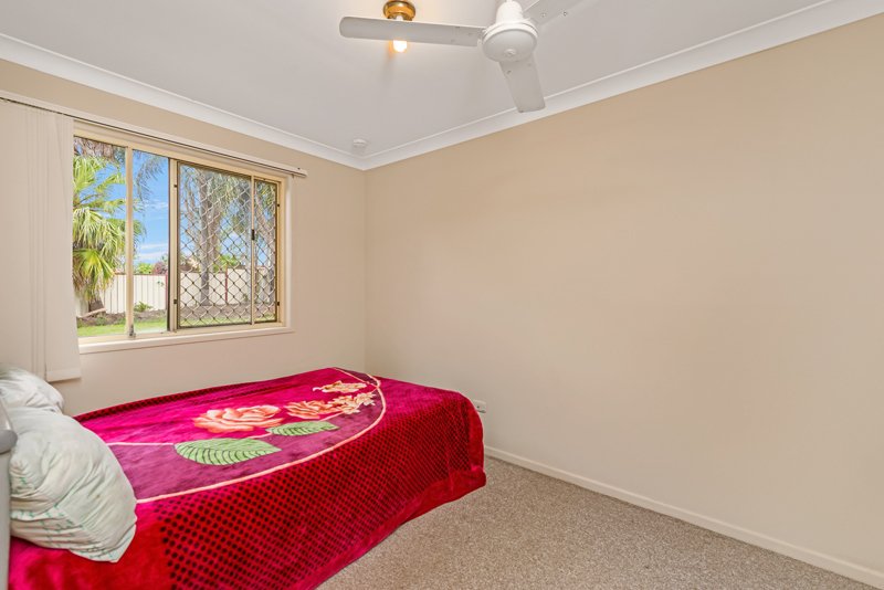 Photo - 56 Hakari Street, Crestmead QLD 4132 - Image 9