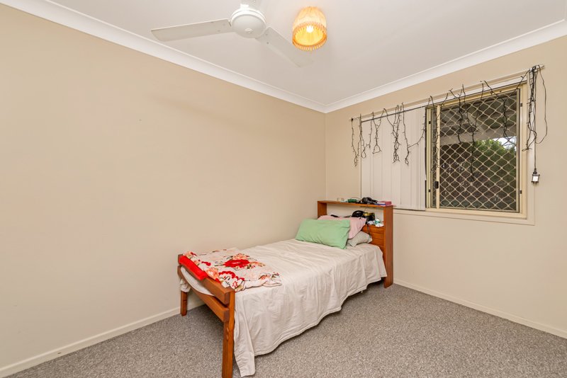 Photo - 56 Hakari Street, Crestmead QLD 4132 - Image 10