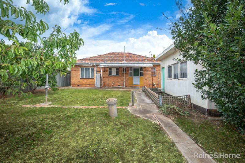 Photo - 56 Hamilton Street, Niddrie VIC 3042 - Image 10