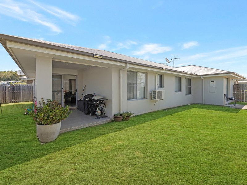 Photo - 56 Hanover Drive, Pimpama QLD 4209 - Image 7