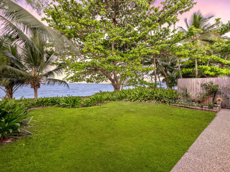 Photo - 56 Hibiscus Lane, Holloways Beach QLD 4878 - Image 18