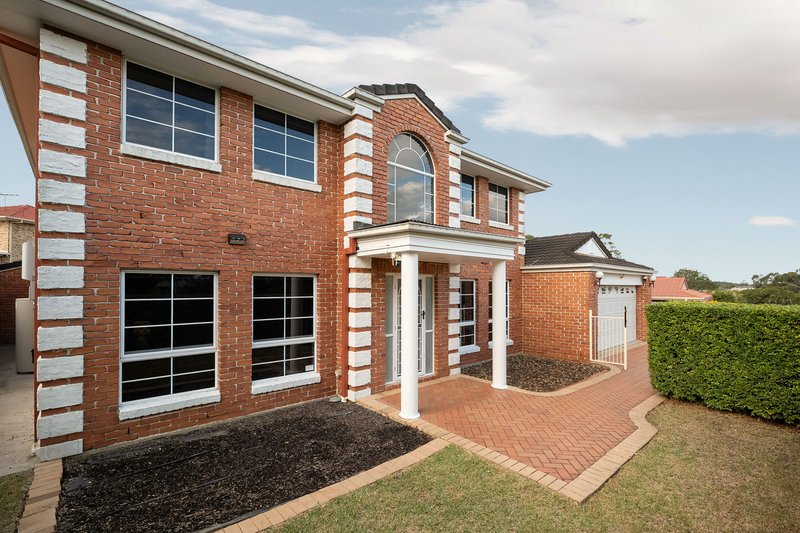 Photo - 56 Honeysuckle Way, Calamvale QLD 4116 - Image 4
