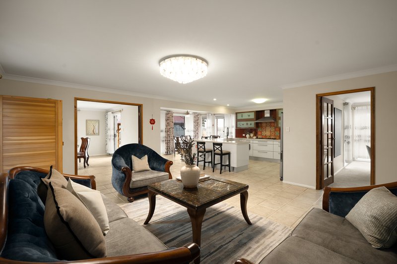 Photo - 56 Honeysuckle Way, Calamvale QLD 4116 - Image 11