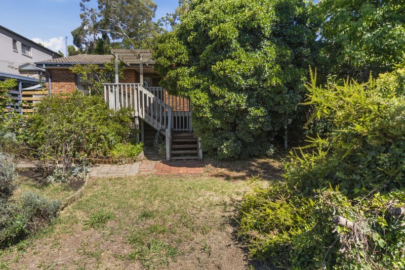 Photo - 56 Investigator Street, Red Hill ACT 2603 - Image 16