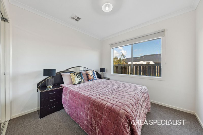 Photo - 56 Kaduna Drive, Officer South VIC 3809 - Image 11