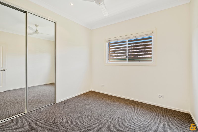 Photo - 56 Killarney Avenue, Manly West QLD 4179 - Image 8