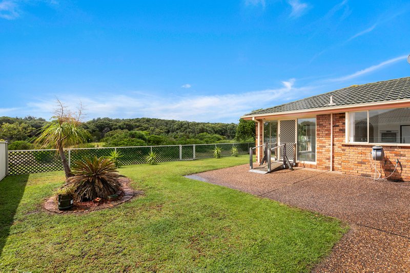 Photo - 56 Kruger Avenue, Windang NSW 2528 - Image 9