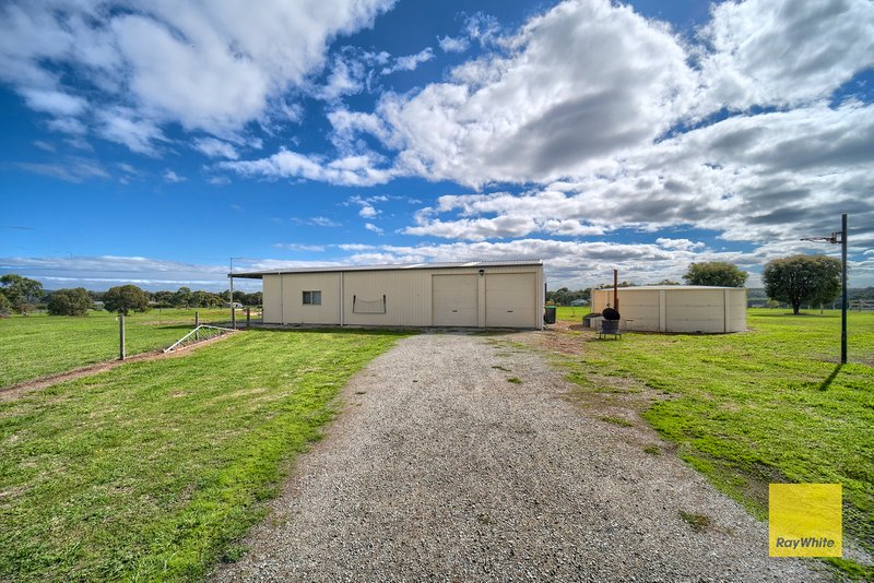 Photo - 56 Laithwood Circuit, Marbelup WA 6330 - Image 6