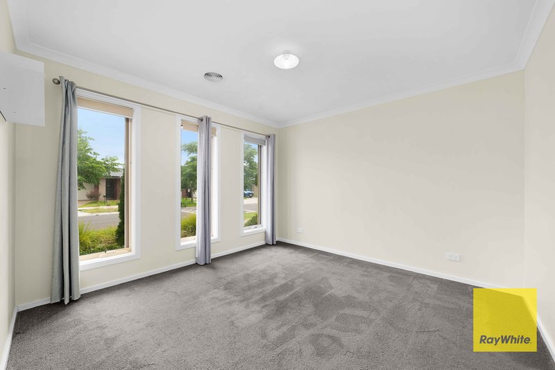 Photo - 56 Lancers Drive, Melton West VIC 3337 - Image 6