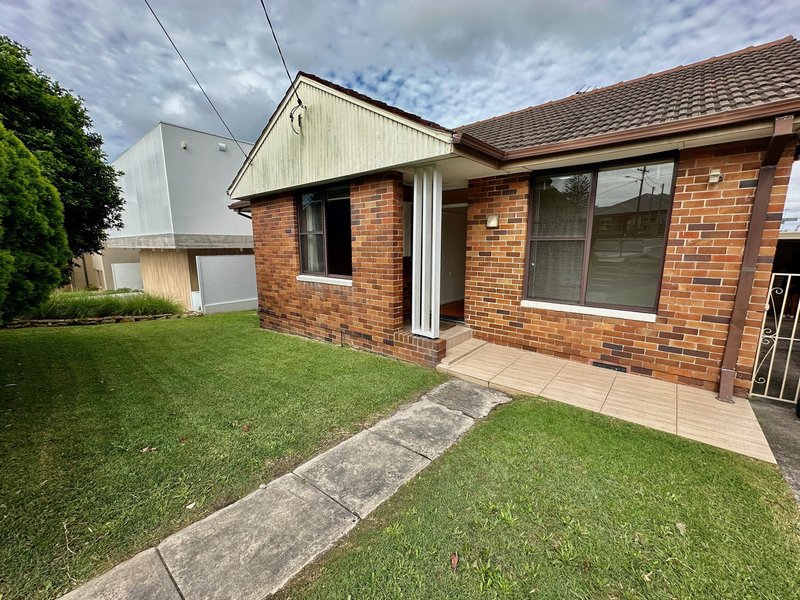 56 Lasseter Avenue, Chifley NSW 2036