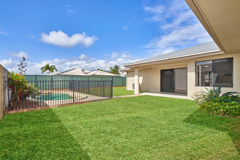 Photo - 56 Leftwich Street, White Rock QLD 4868 - Image 8