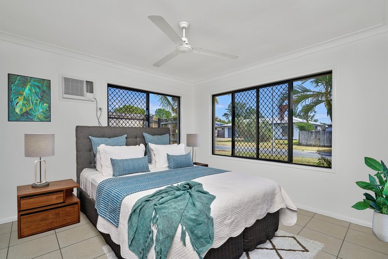 Photo - 56 Leftwich Street, White Rock QLD 4868 - Image 9