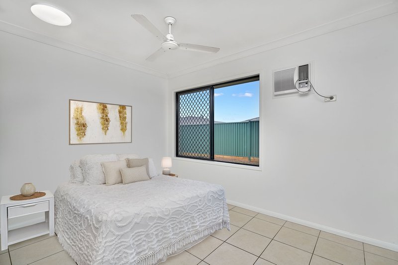 Photo - 56 Leftwich Street, White Rock QLD 4868 - Image 14