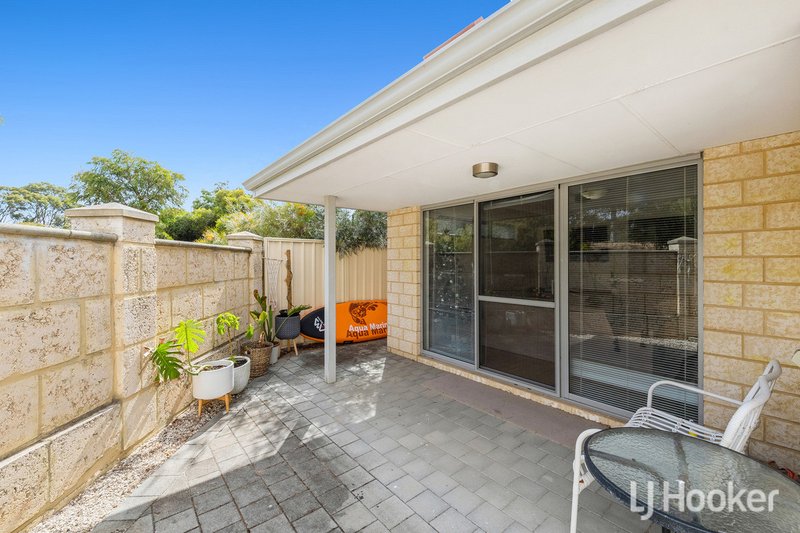 Photo - 56 Leisure Way, Halls Head WA 6210 - Image 14