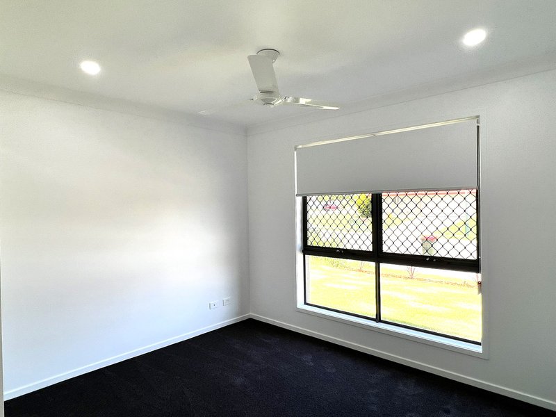 Photo - 56 Lietzow Street, Redbank Plains QLD 4301 - Image 4