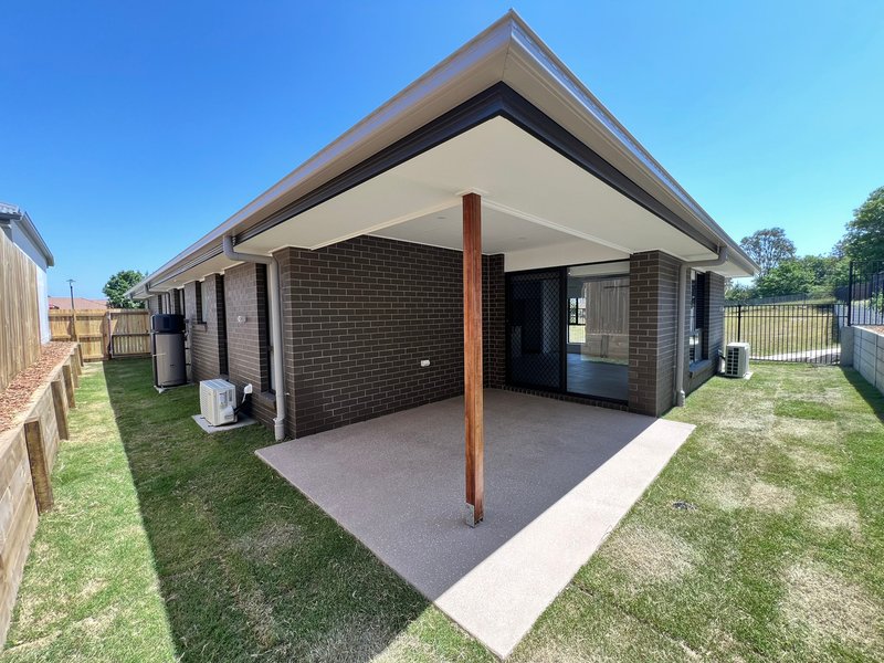 Photo - 56 Lietzow Street, Redbank Plains QLD 4301 - Image 8