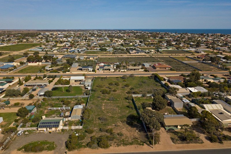 Photo - 56 (Lot 111) North Terrace, Moonta Bay SA 5558 - Image 16