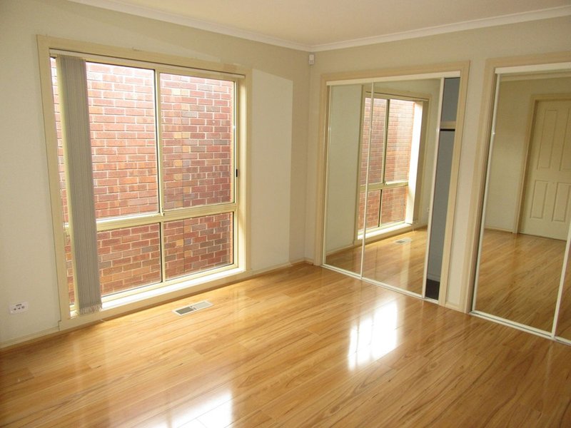 Photo - 56 Loxton Terrace, Epping VIC 3076 - Image 11