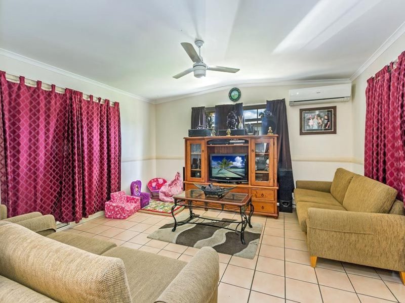 Photo - 56 Lynfield Drive, Caboolture QLD 4510 - Image 2