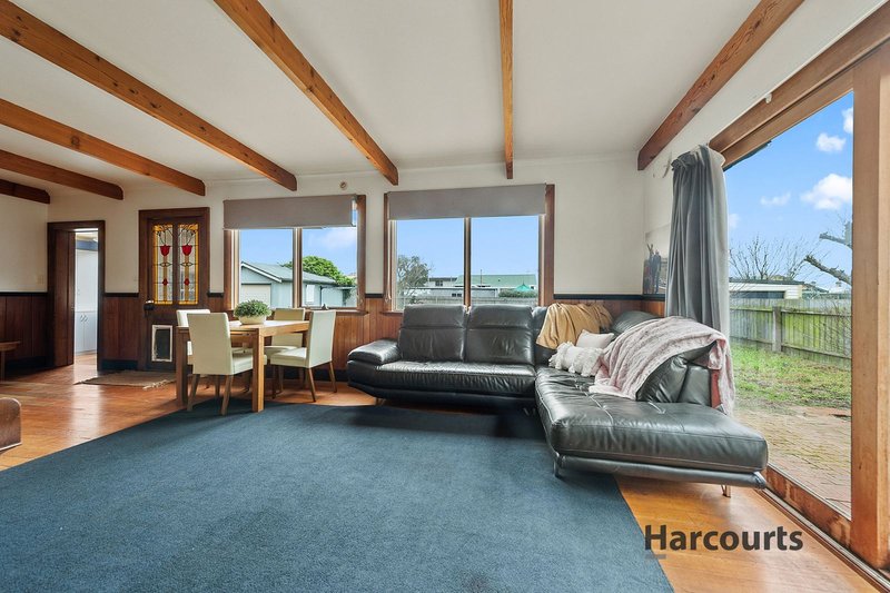 Photo - 56 Macfie Street, Devonport TAS 7310 - Image 5