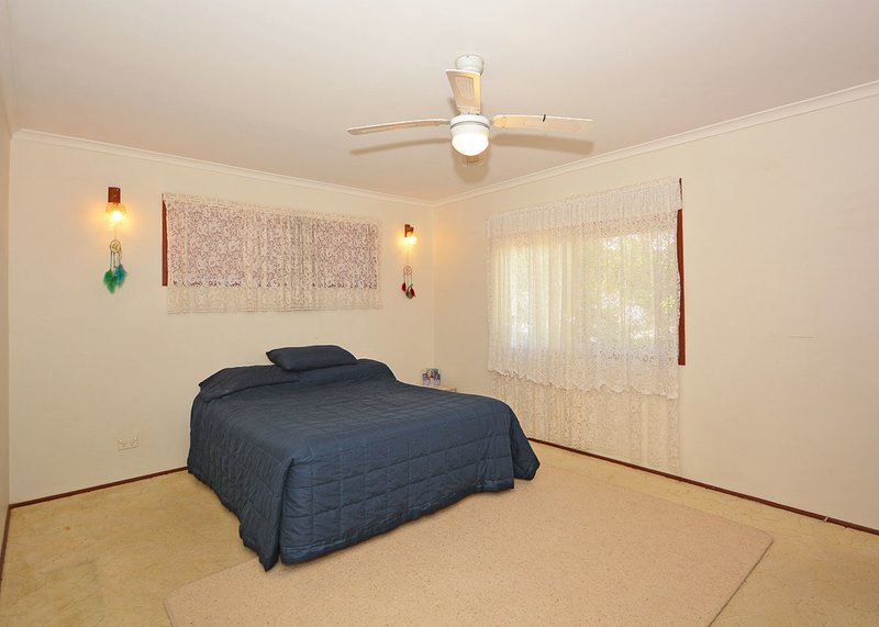 Photo - 56 Margaret Street, Urangan QLD 4655 - Image 10