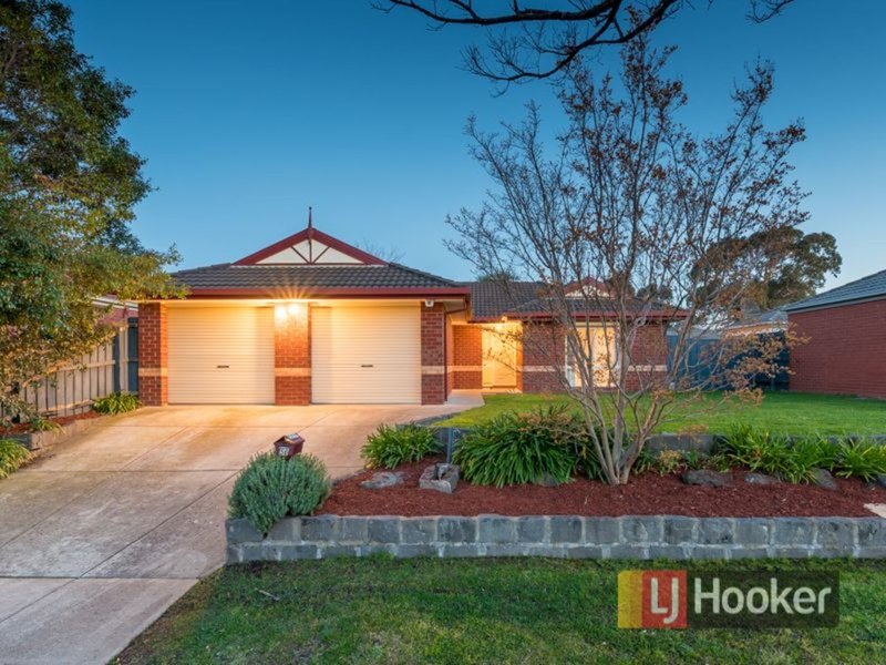 56 May Gibbs Crescent, Lynbrook VIC 3975