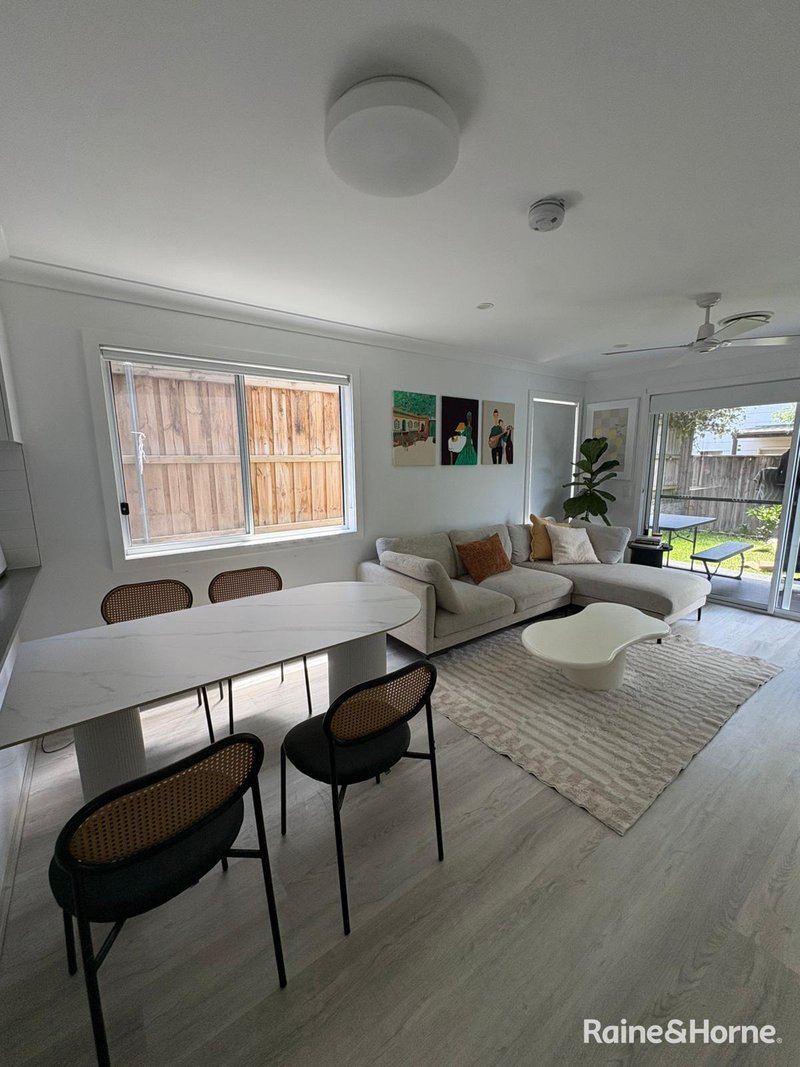 Photo - 56 Mellish Parade, Glenfield NSW 2167 - Image 8