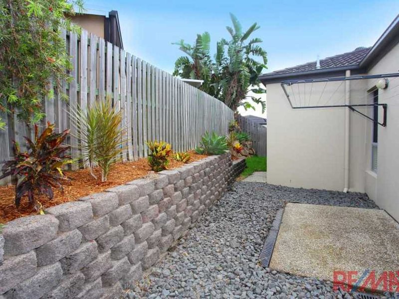 Photo - 56 Merrilaine Cres , Merrimac QLD 4226 - Image 14