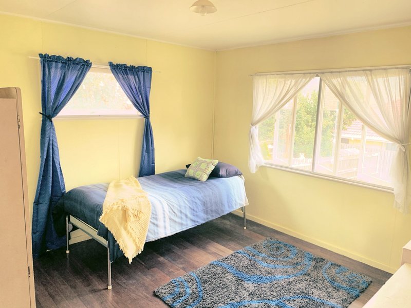 Photo - 56 Milanion Crescent, Carindale QLD 4152 - Image 5