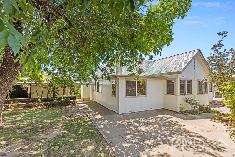 Photo - 56 Mines Road, Batlow NSW 2730 - Image 2