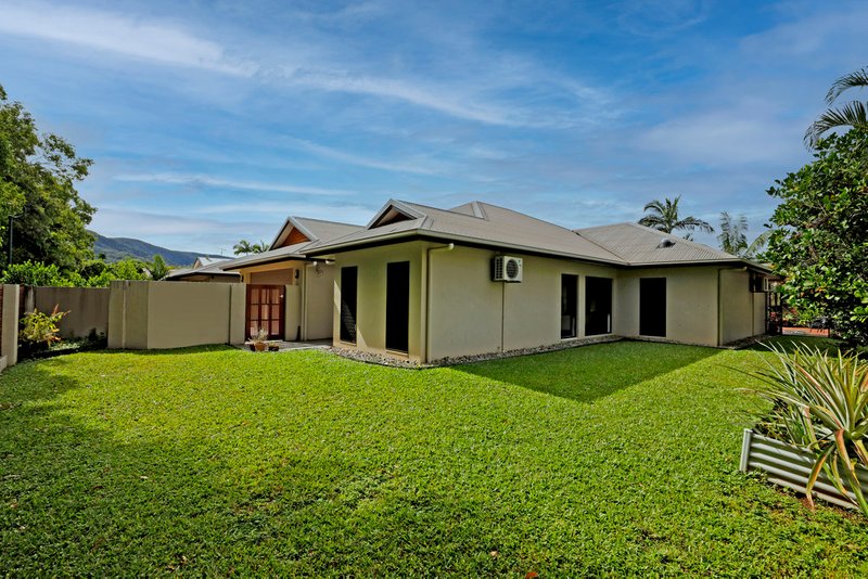 Photo - 56 Moore Road, Kewarra Beach QLD 4879 - Image 16