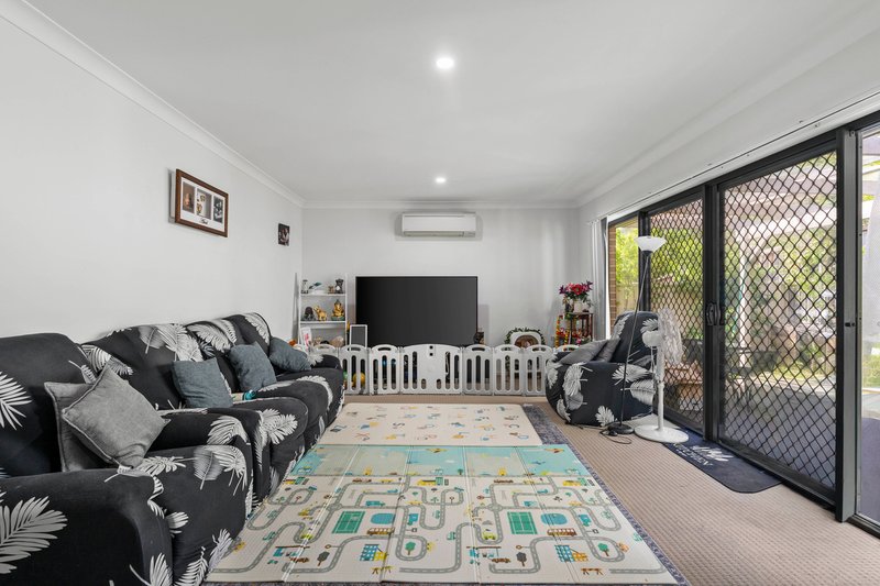 Photo - 56 Nigella Circuit, Hamlyn Terrace NSW 2259 - Image 4