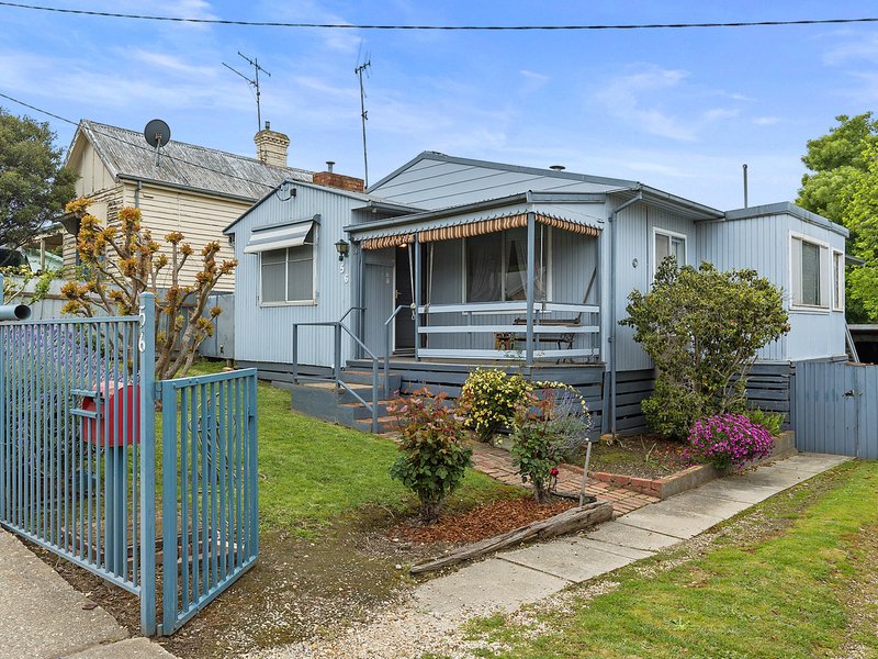 Photo - 56 Oak Street, Seymour VIC 3660 - Image 2