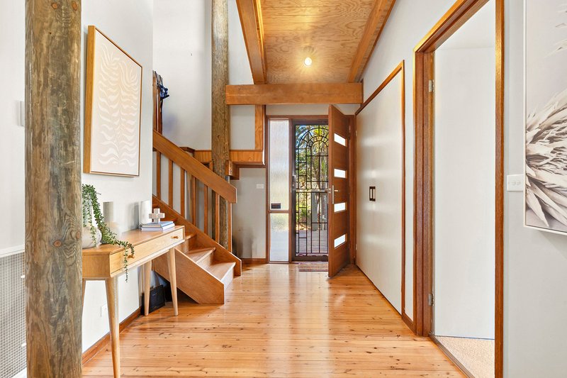Photo - 56 O'Connor Circuit, Calwell ACT 2905 - Image 2