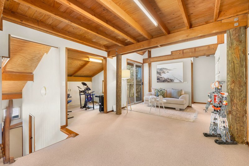 Photo - 56 O'Connor Circuit, Calwell ACT 2905 - Image 8