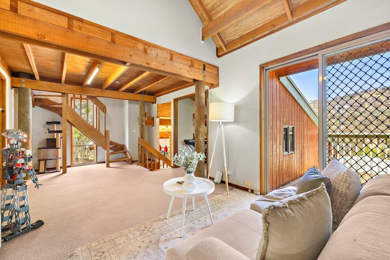 Photo - 56 O'Connor Circuit, Calwell ACT 2905 - Image 9