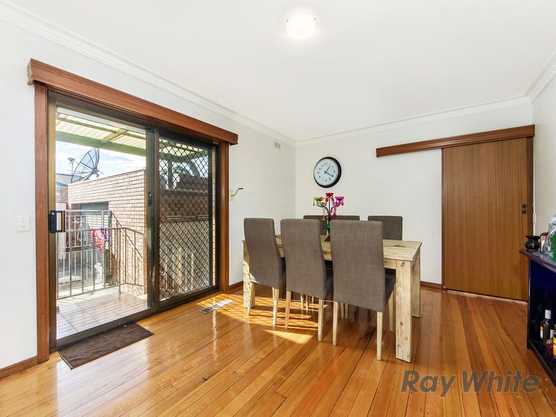 Photo - 56 Odessa Avenue, Keilor Downs VIC 3038 - Image 4