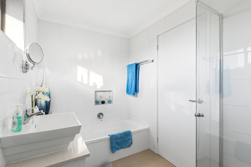 Photo - 56 Park Road, Baulkham Hills NSW 2153 - Image 7