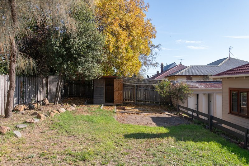 Photo - 56 Racecourse Crescent, Launceston TAS 7250 - Image 22