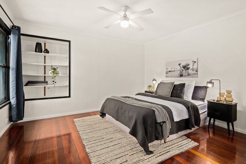 Photo - 56 Ringrose Street, Stafford Heights QLD 4053 - Image 2