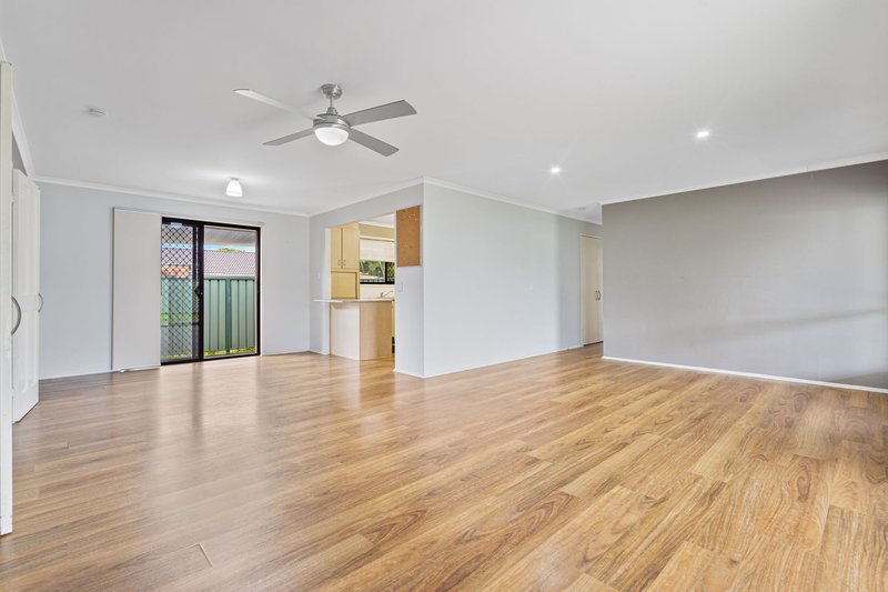 Photo - 56 Robert Stanley Drive, Mount Warren Park QLD 4207 - Image 4