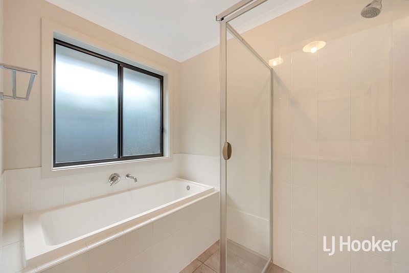 Photo - 56 Rosewater Circuit, Mount Barker SA 5251 - Image 8