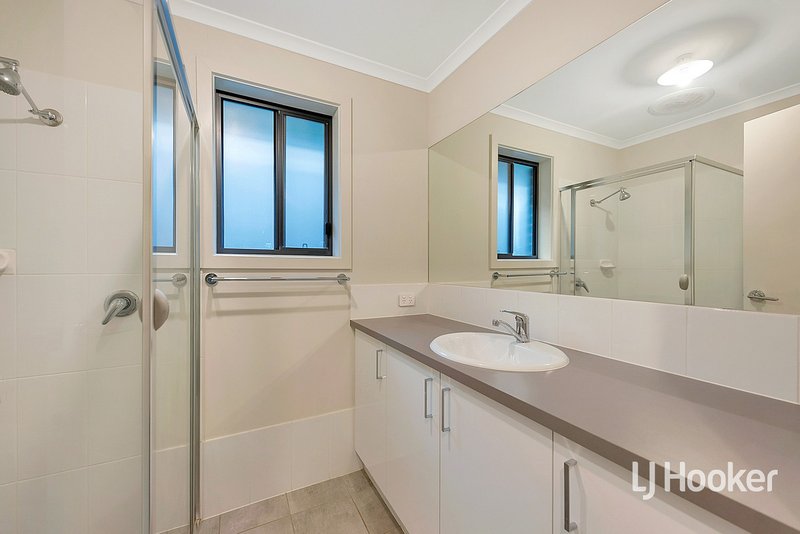 Photo - 56 Rosewater Circuit, Mount Barker SA 5251 - Image 9