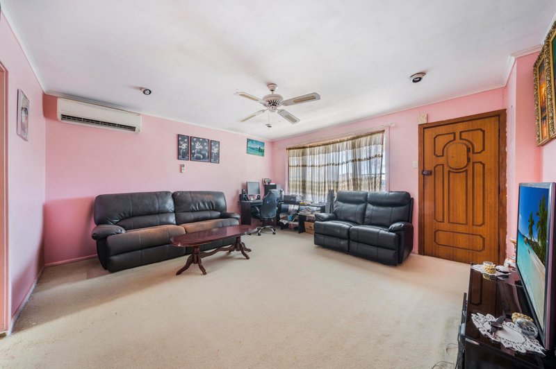 Photo - 56 Ryeland Street, Miller NSW 2168 - Image 3
