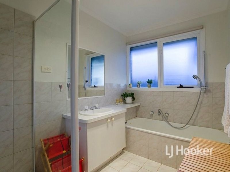 Photo - 56 St Anthony Court, Seabrook VIC 3028 - Image 11